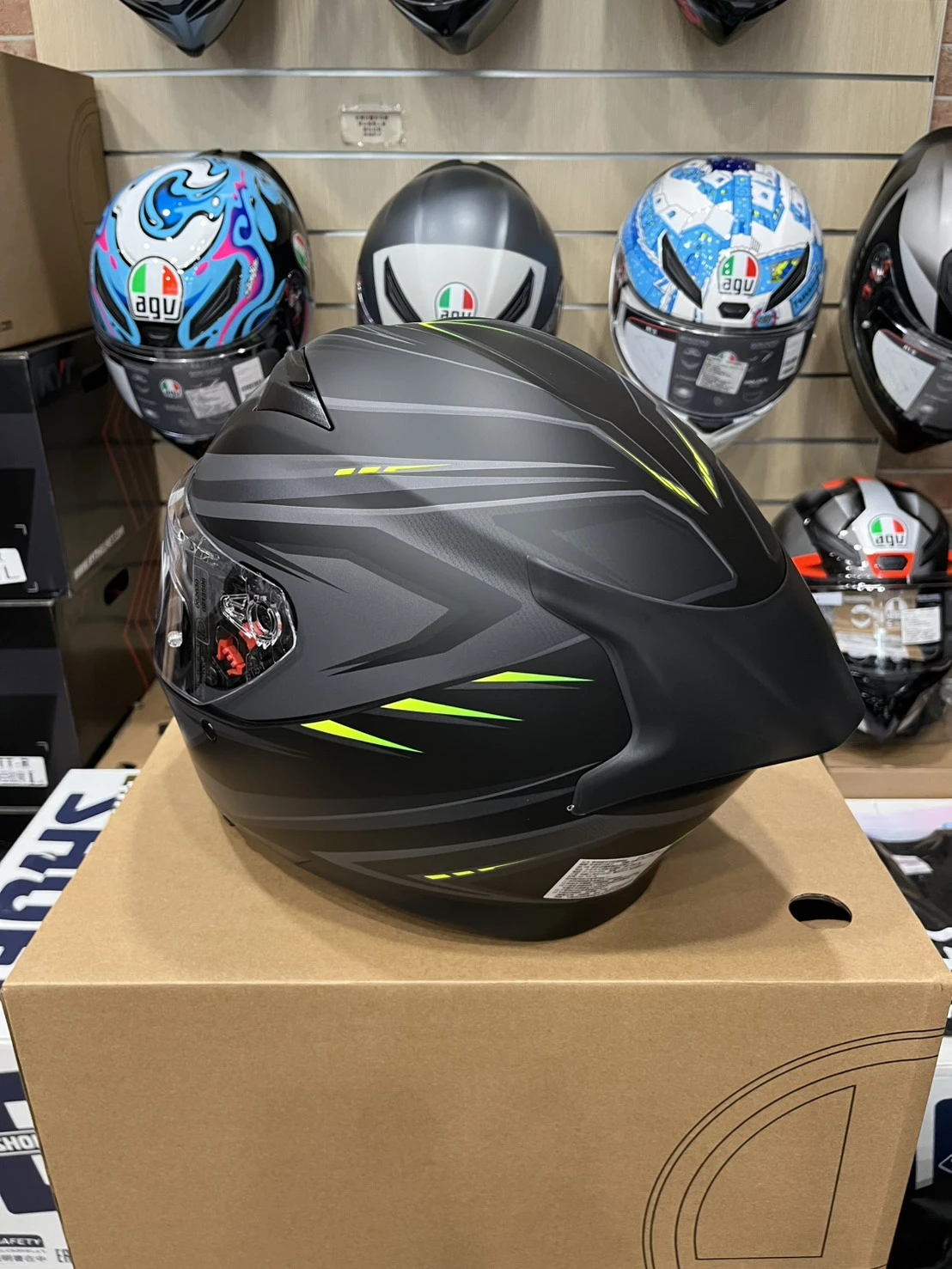 AGV K3 SYTH BLACK/YELLOW 消光黑黃 內墨片 全罩安全帽 亞洲版 公司貨 附鴨尾