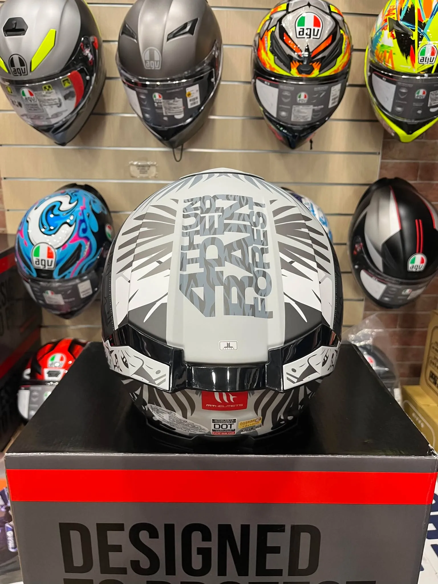 西班牙 MT THUNDER 4 SV 雷神4 啞黑灰白雨林 全罩 安全帽 進口帽 亞版 公司貨