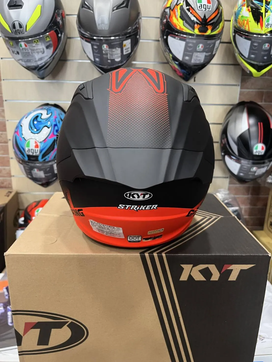 KYT STRIKER AF37 LIVERY 消黑紅 全罩式安全帽 大壓尾