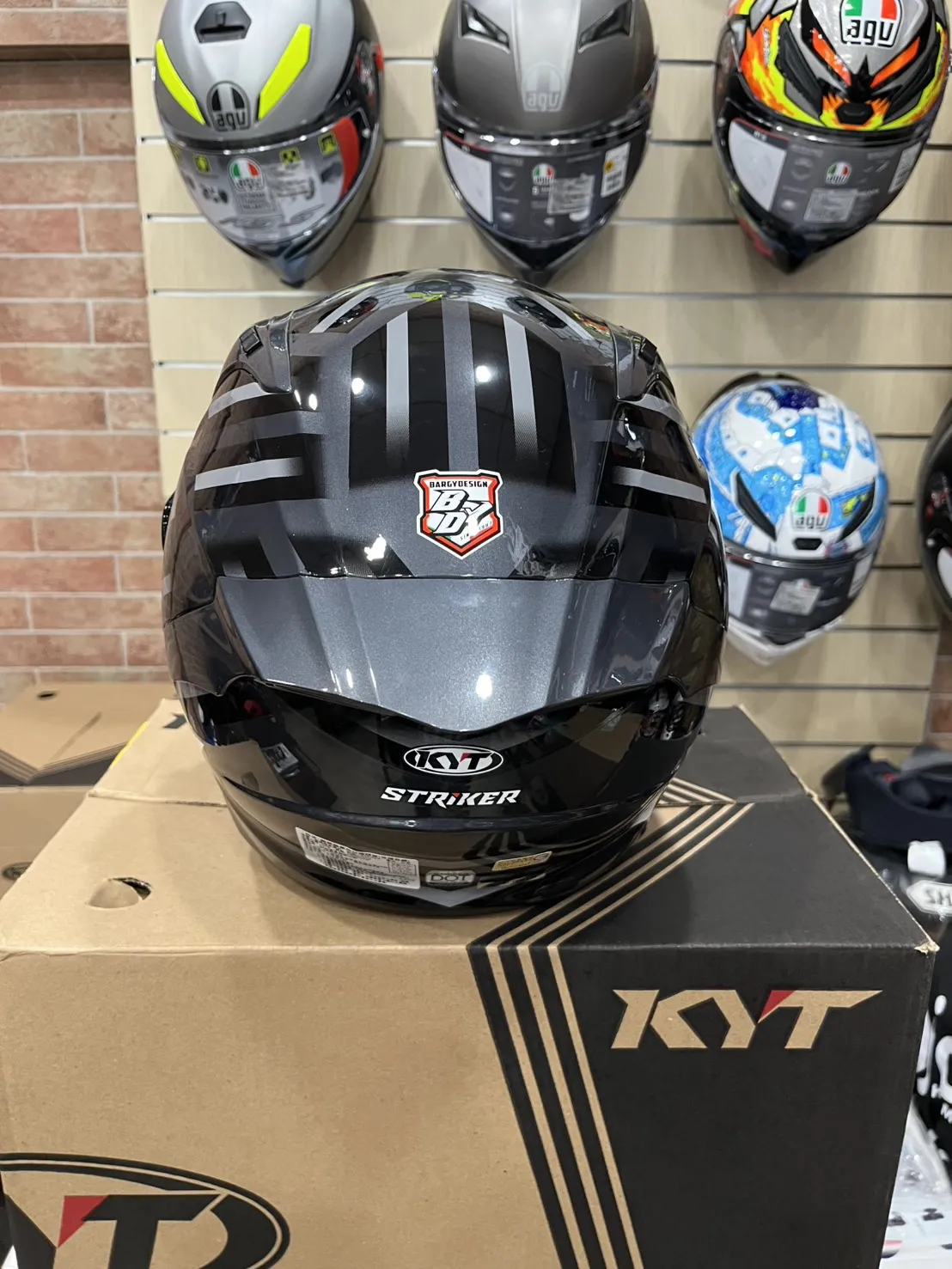 KYT STRIKER #F紅 全罩式安全帽 大壓尾