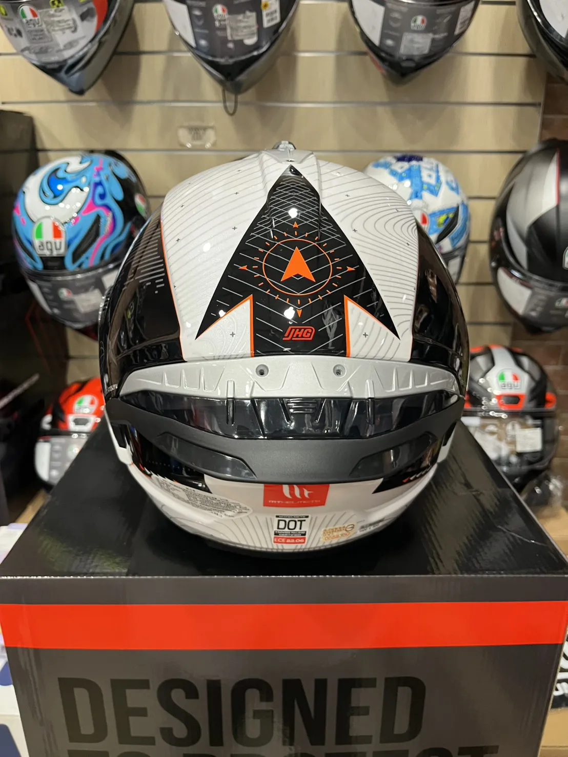 西班牙 MT COSMO SV 星際 黑白箭頭 3/4半罩 安全帽 快拆式鏡片 內墨鏡 鴨尾 亞版公司貨