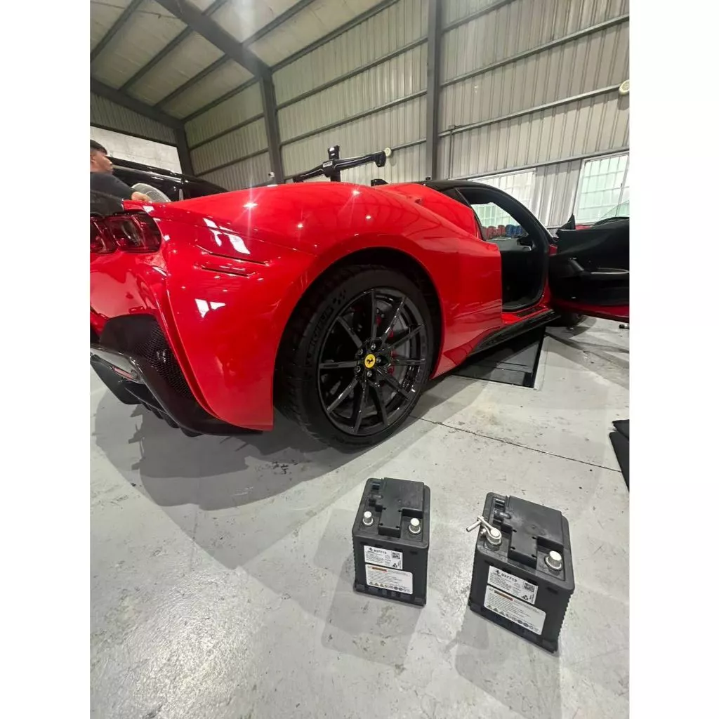 Ferrari 法拉利鋰電池模擬器