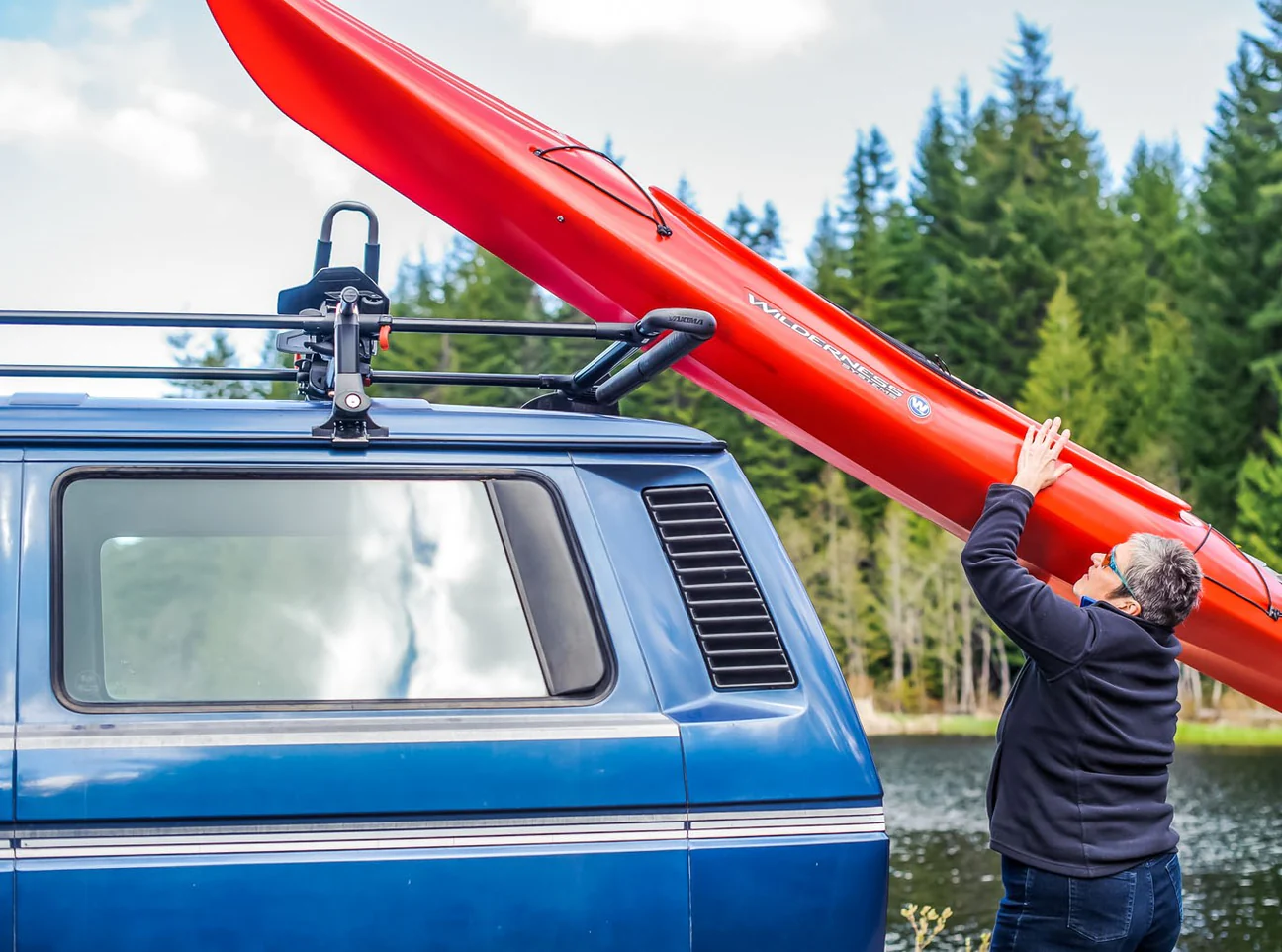 ShowBoat 66 船體上車輔助桿