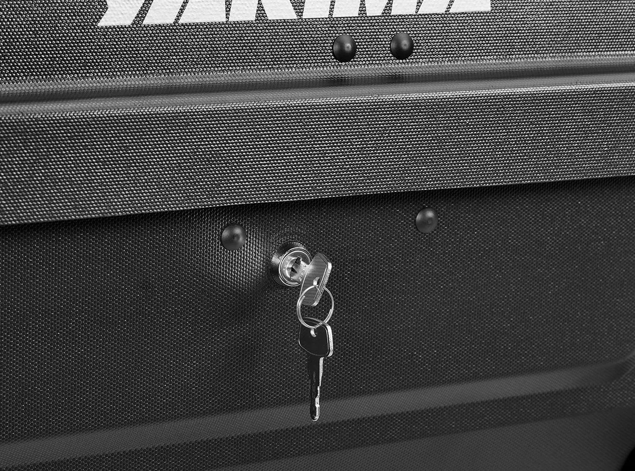 EXO GearLocker 後背行李箱（含鑰匙）