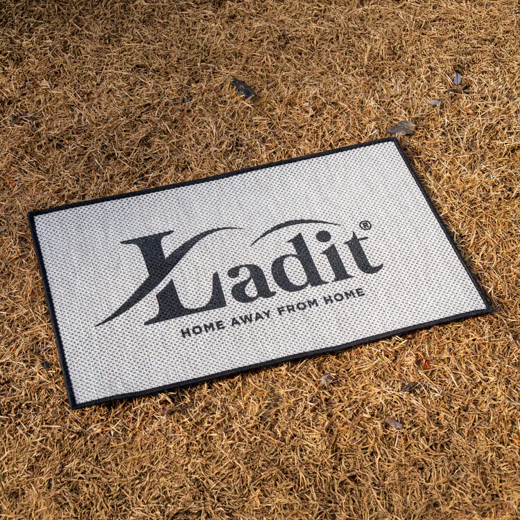 LADIT｜Door Mat Logo｜韓國設計門墊｜仿劍麻質感 防滑刮泥 玄關露營兩用