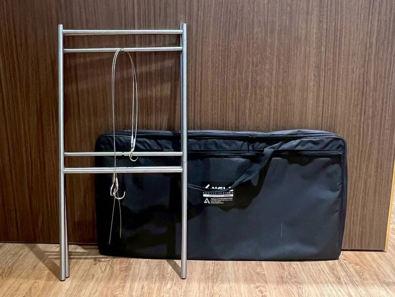 ANGLE × TT ｜ 快銀系列 QuickSilver ｜ 模組化平台｜擴展置物架組(IKEA毛巾架)+可調式桌框 套組