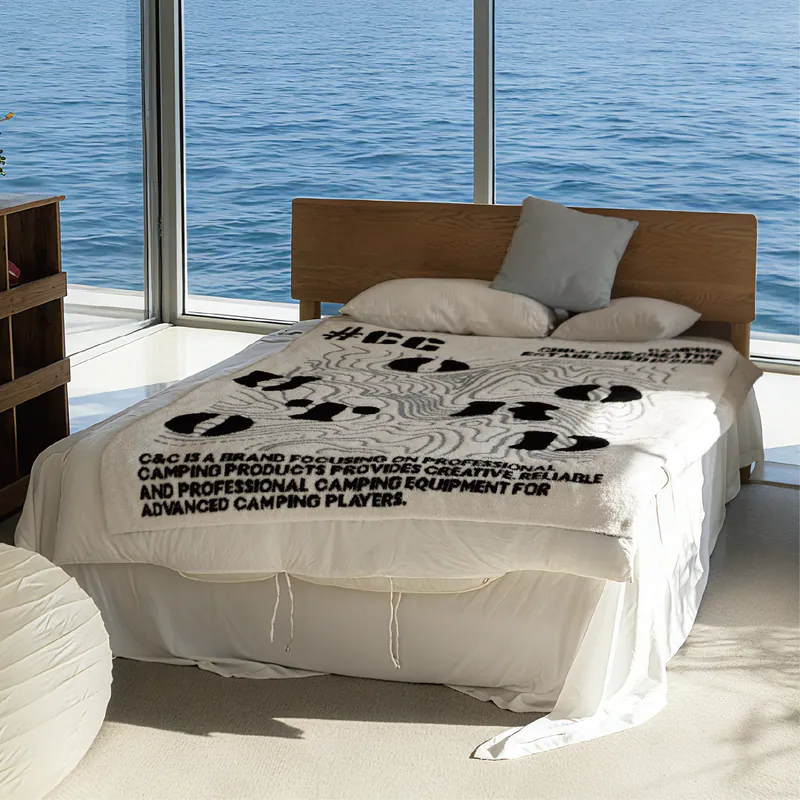 C&C Airlab RETRO BLANKET 復古趣味絨毯