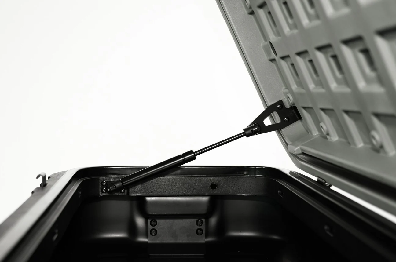 SkyFort 車頂戰術箱_全黑款