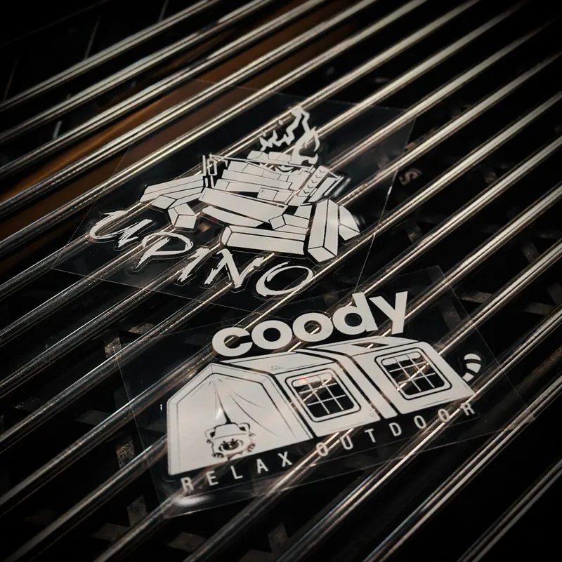 Coody x Upino上隱號 光固透明貼紙 車貼 鋁箱貼