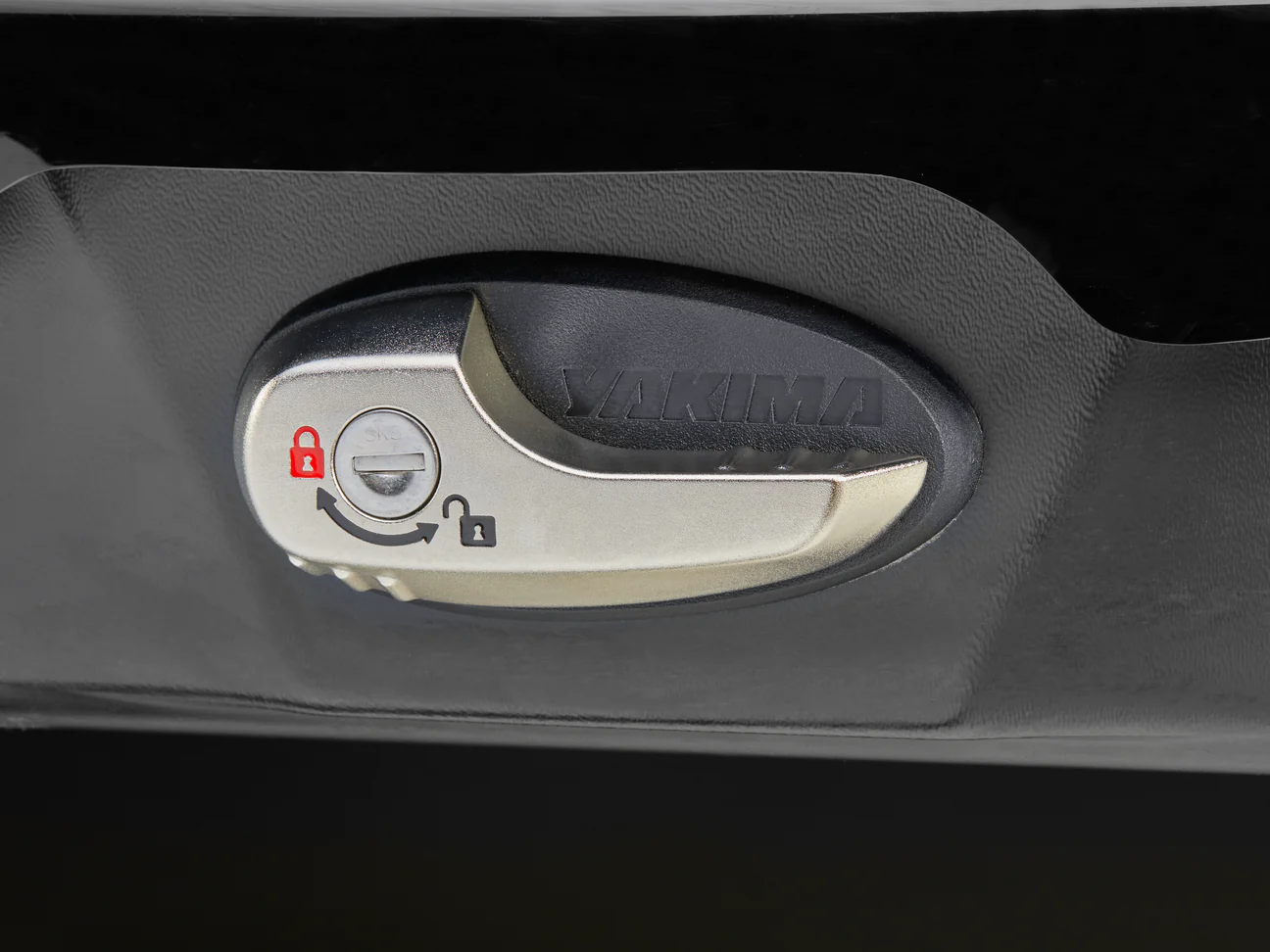 GrandTour 16 車頂箱_亮面