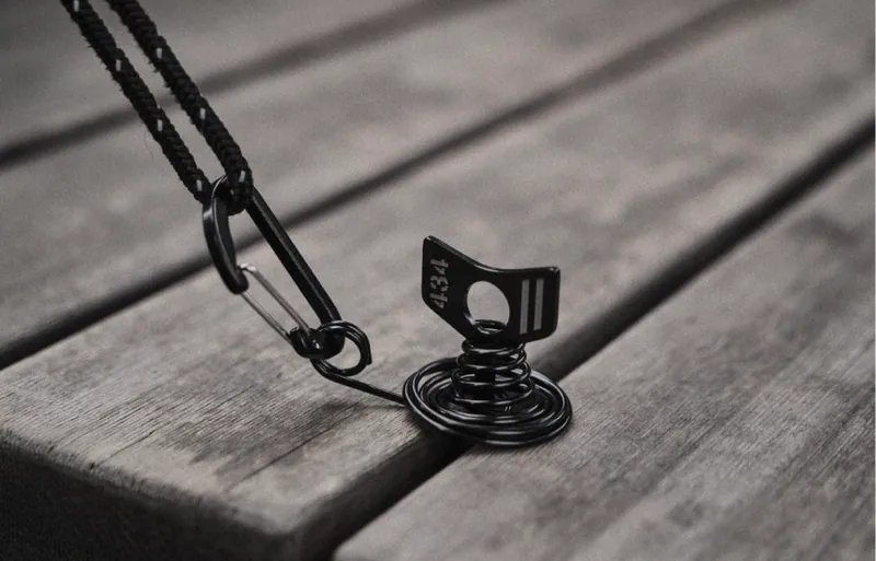 CAMVIL｜鯊魚魚骨釘｜棧板營位必備