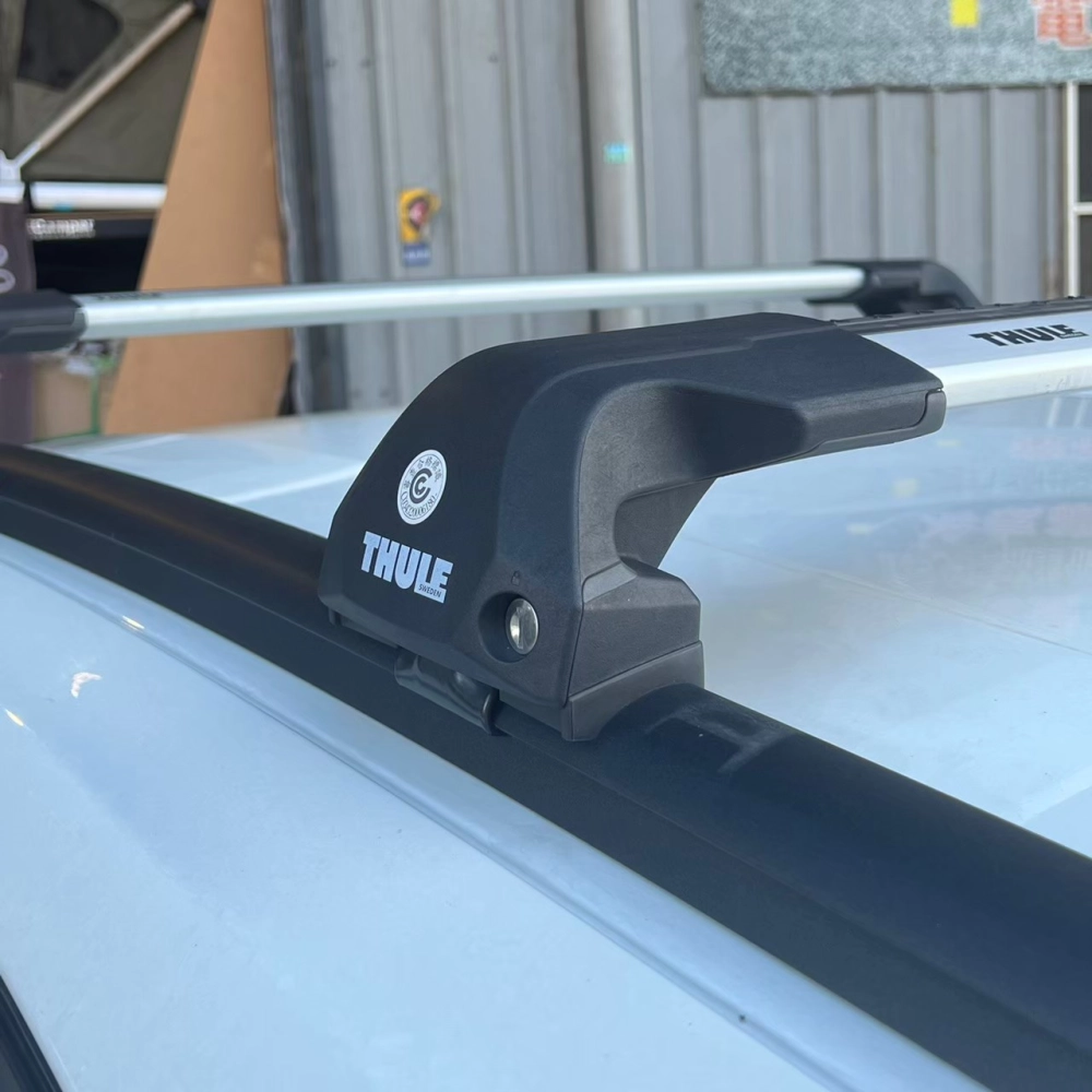 Ford focus active 安裝 Thule 包覆式橫桿