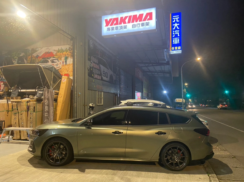 FORD FOCUS STW 4.5 安裝 YAKIMA包覆式橫桿