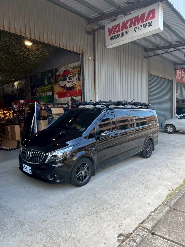 BENZ B系 安裝 YAKIMA 突出式橫桿 + Thule 598自行車架