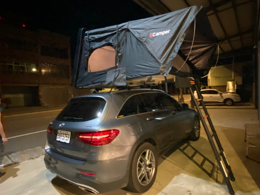 BENZ GLC YAKIMA載重型平台+Ecamper 三代車頂帳