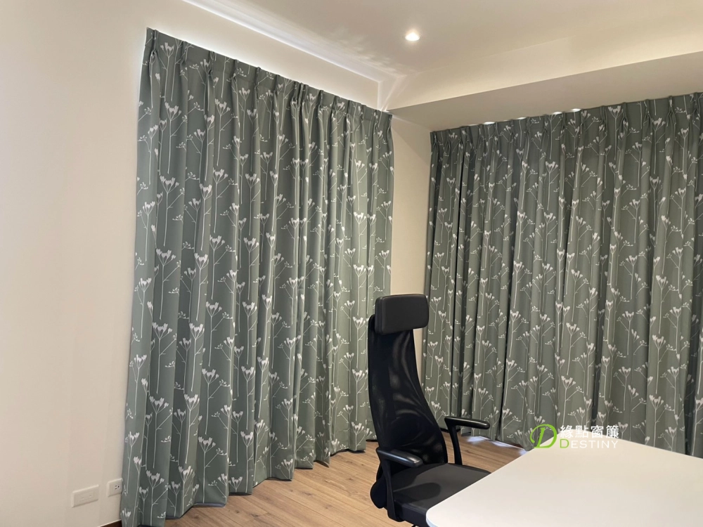 有接縫數碼印花摺景布簾(#A868)寶璽高第