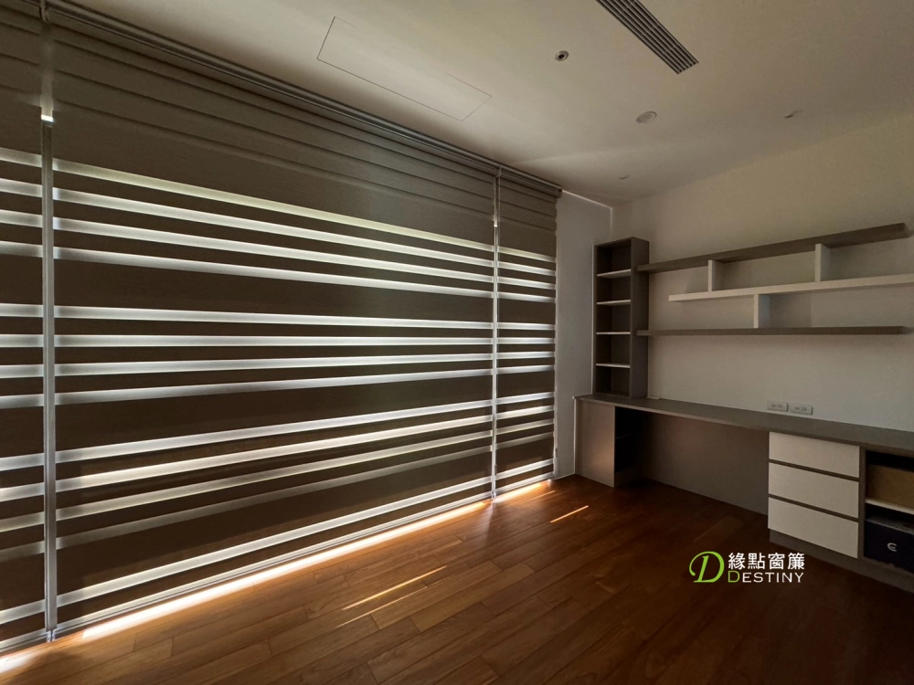 臥室調光簾｜臥室窗簾