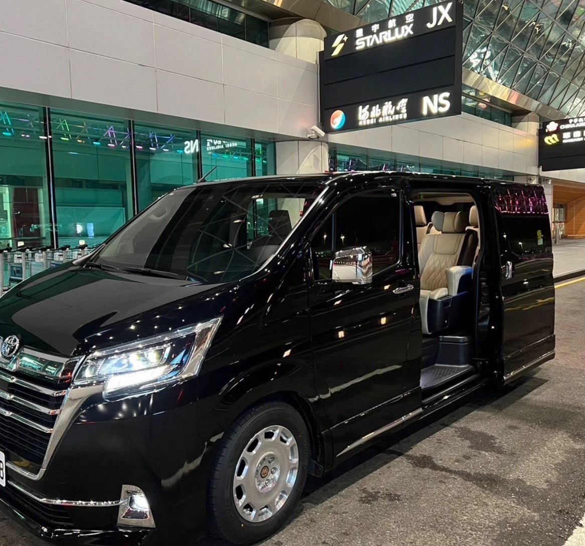 豐田Toyota Granvia（七人版）