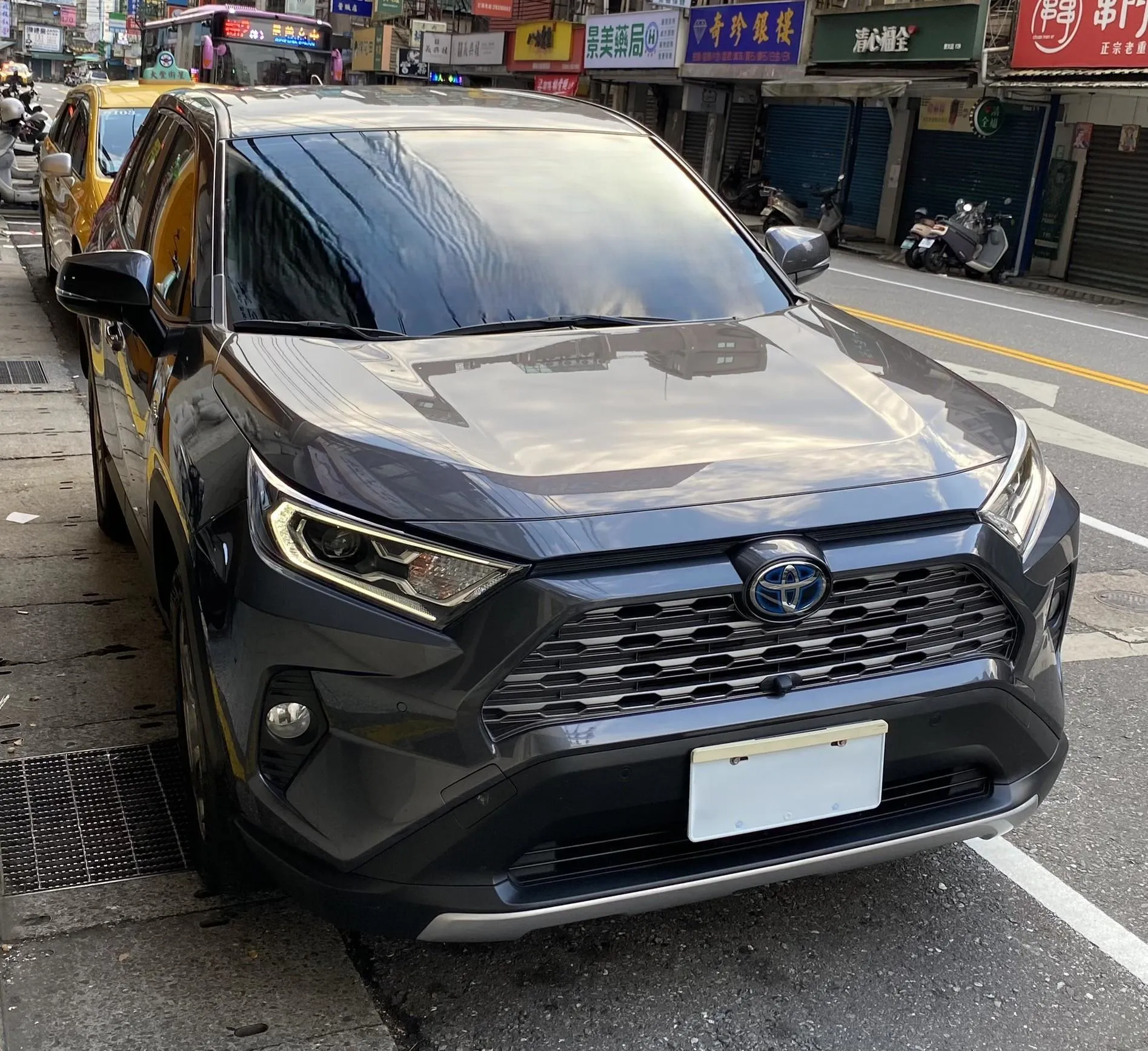 Toyota Corolla Cross(五人座)