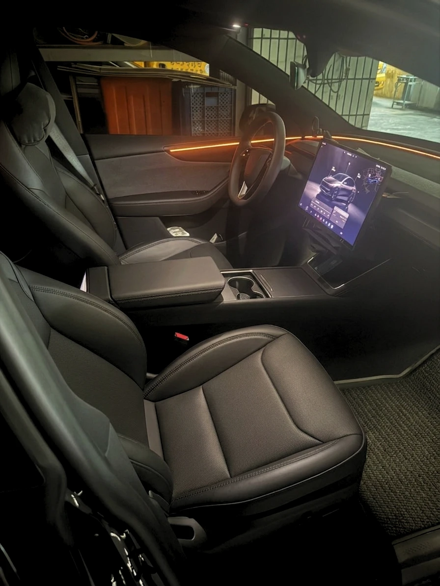 特斯拉Tesla Model  Y