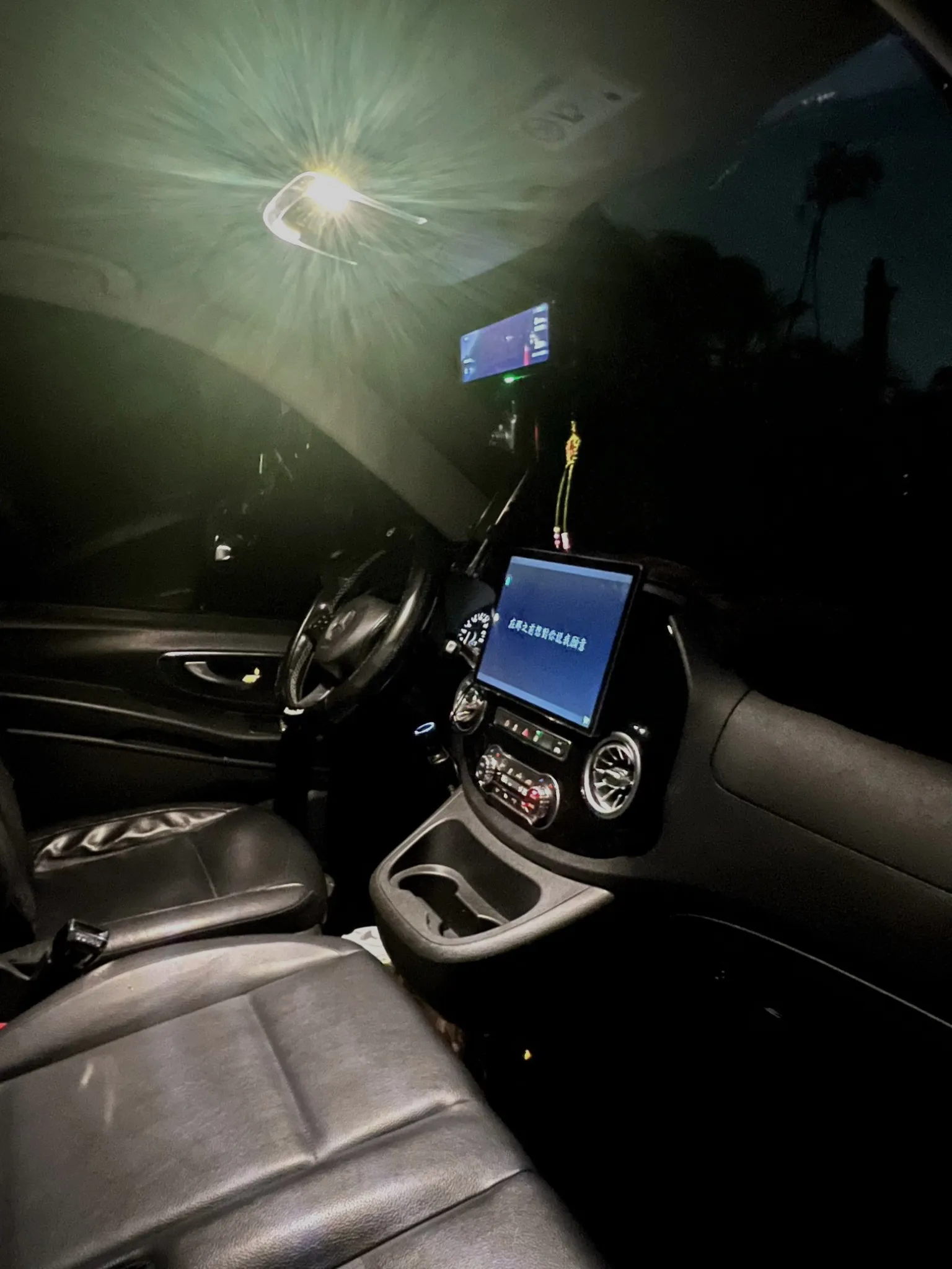 Mercedes-Benz VITO(九人座)