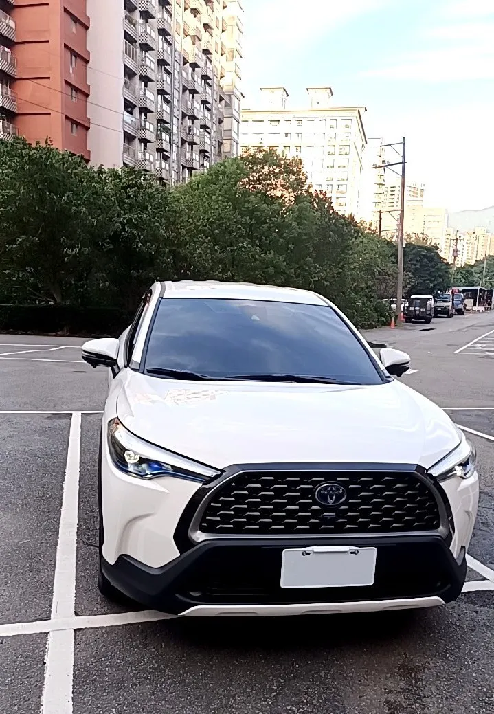 Toyota Corolla Cross(五人座)