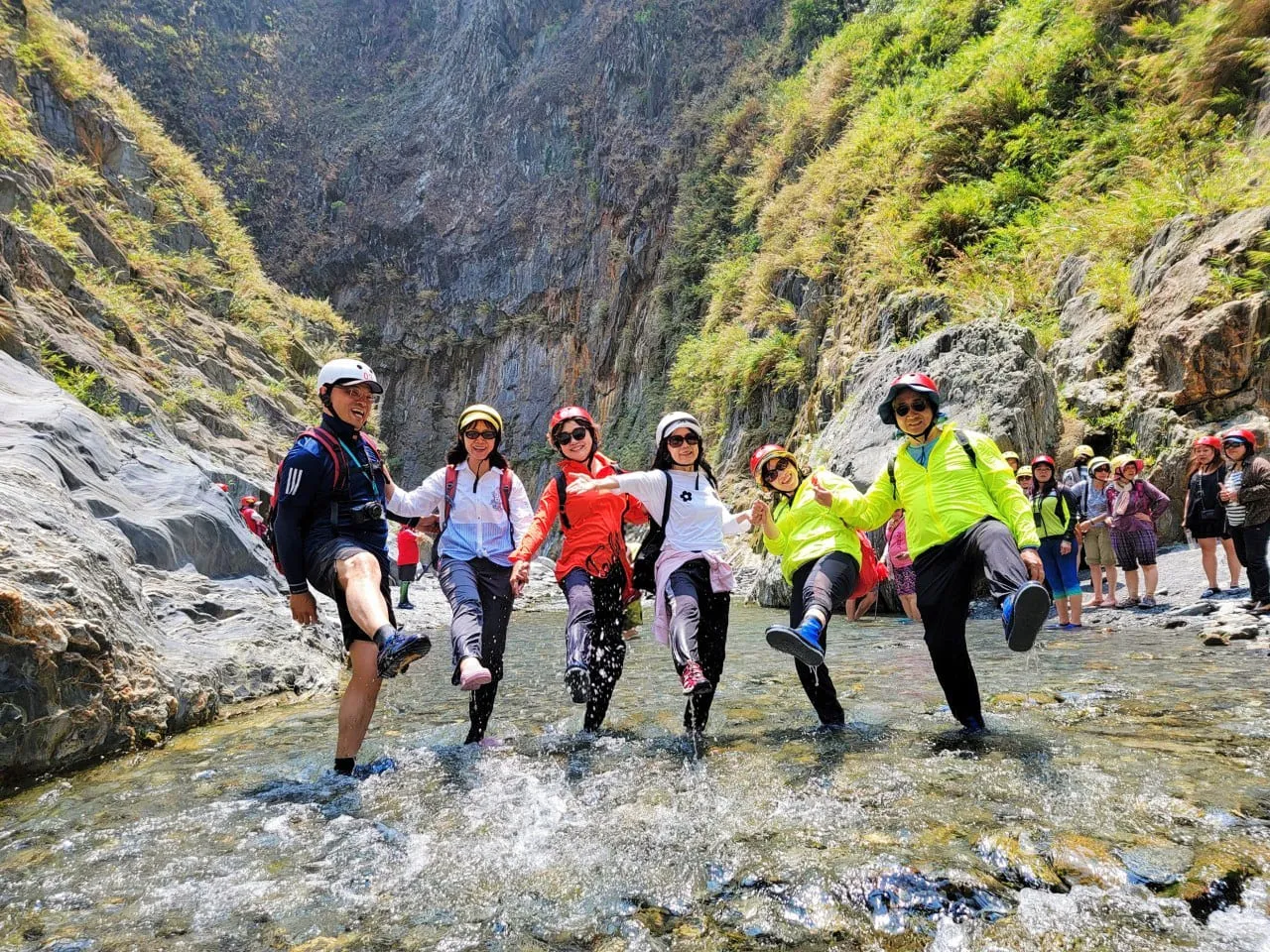 ❤️屏東哈尤溪~七彩岩壁~祕境之旅三日遊