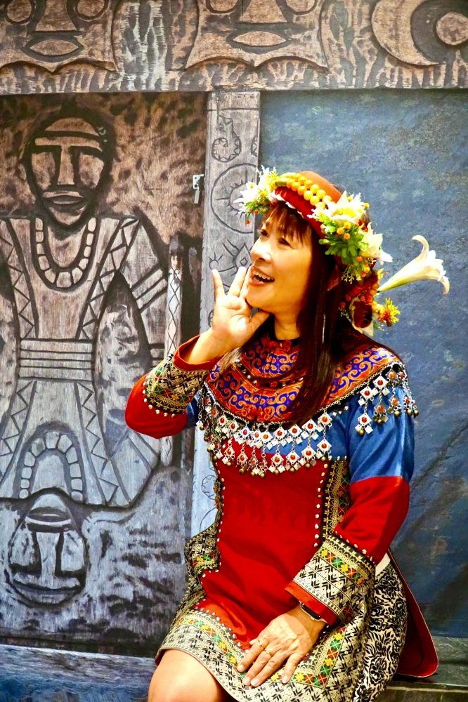 哈尤溪七彩岩壁三日遊