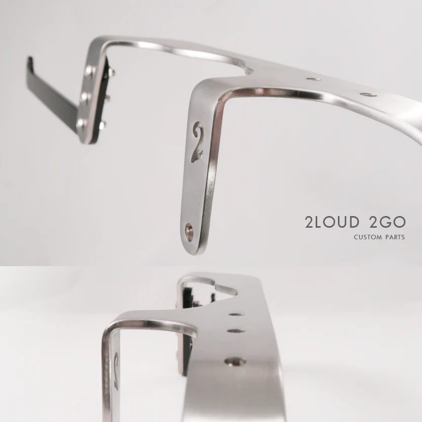 CB350/RS Exclusive Chain Cover in Polished Silver with Hairline Patterns