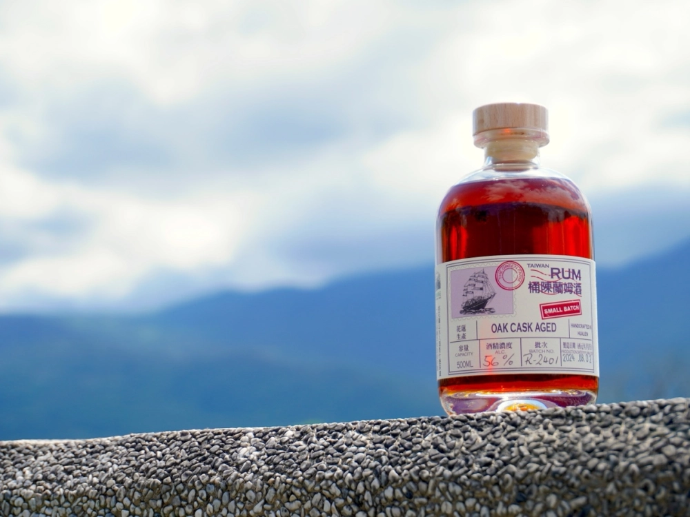 桶陳蘭姆酒~無柄橡木桶 OAK AGED TAIWAN RUM