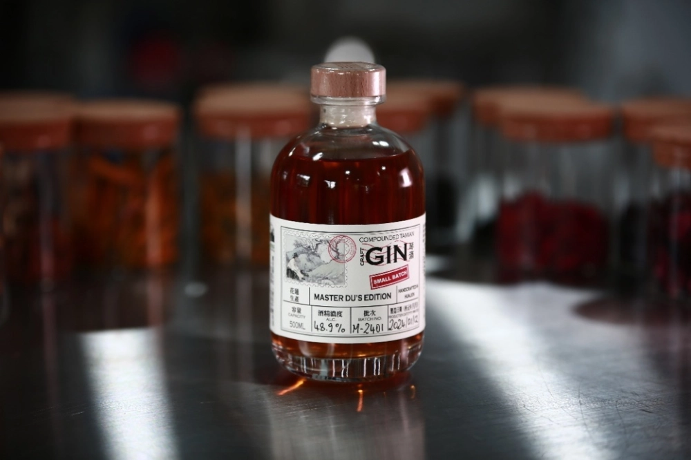 杜大夫琴酒-浸泡式琴酒 COMPOUNDED GIN