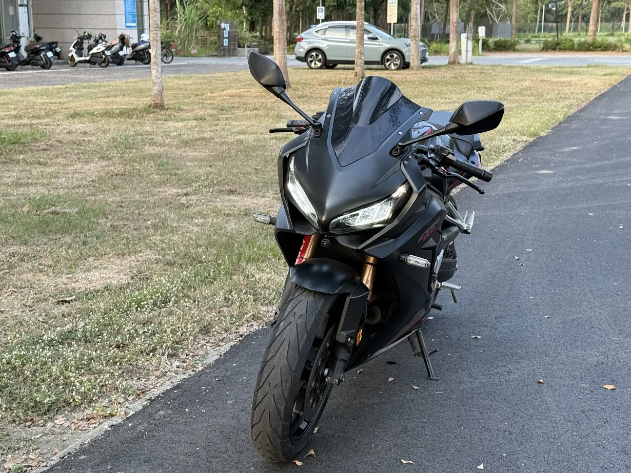 19＂ HONDA CBR650R