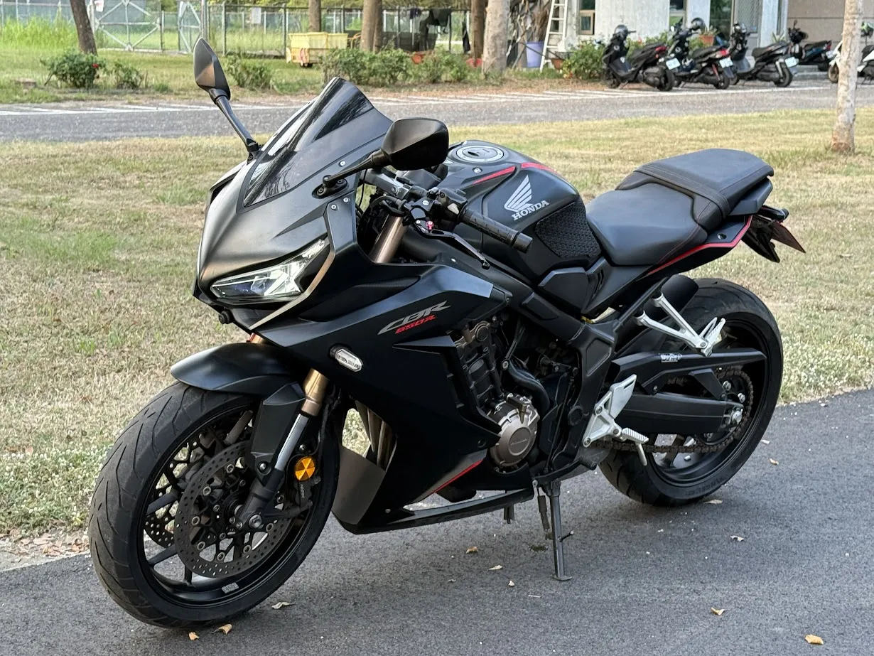 19＂ HONDA CBR650R