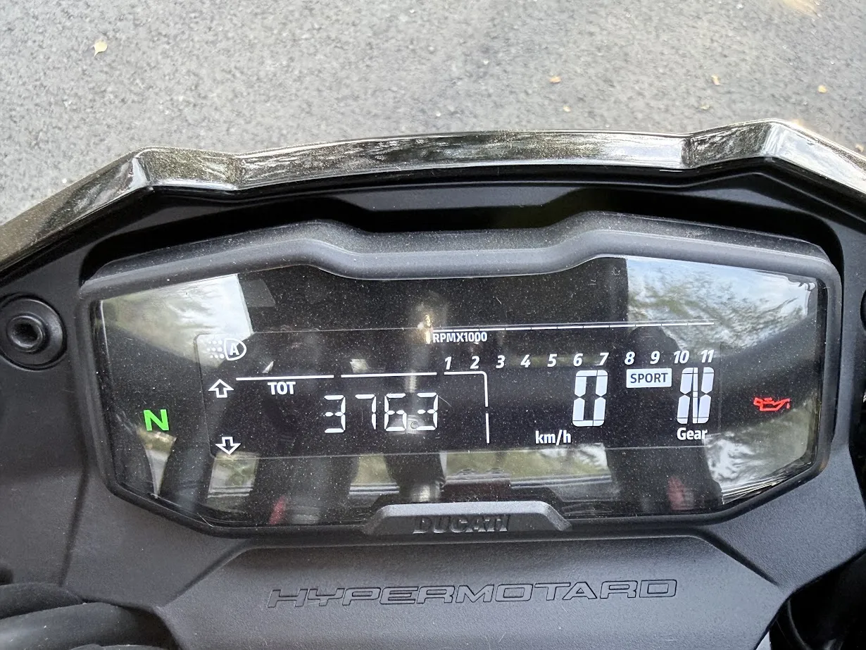 24＂DUCATI HYPERMOTARD 698