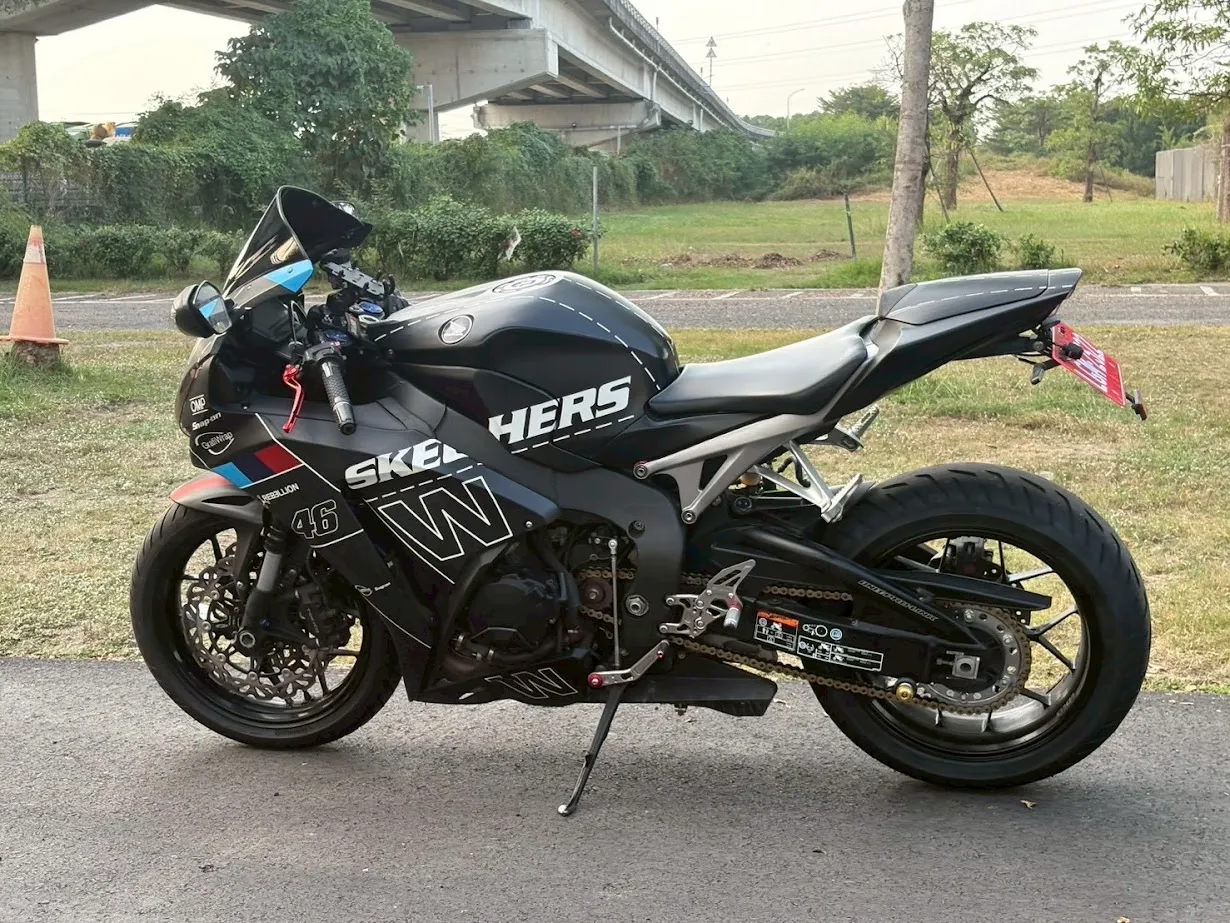 12＂ HONDA CBR1000RR SC59