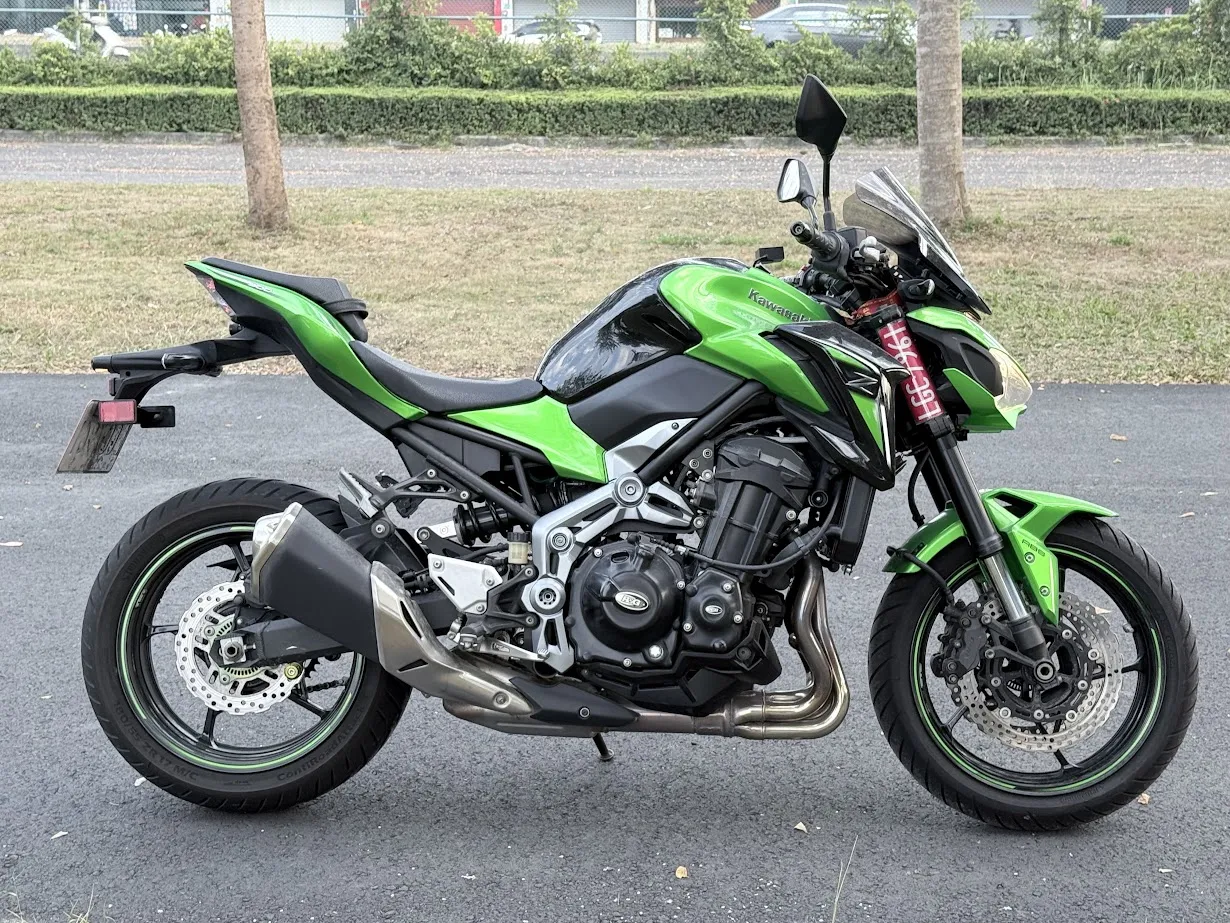 17＂KAWASAKI Z900