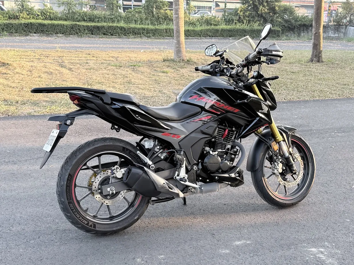 22＂HONDA HORNET 2.0