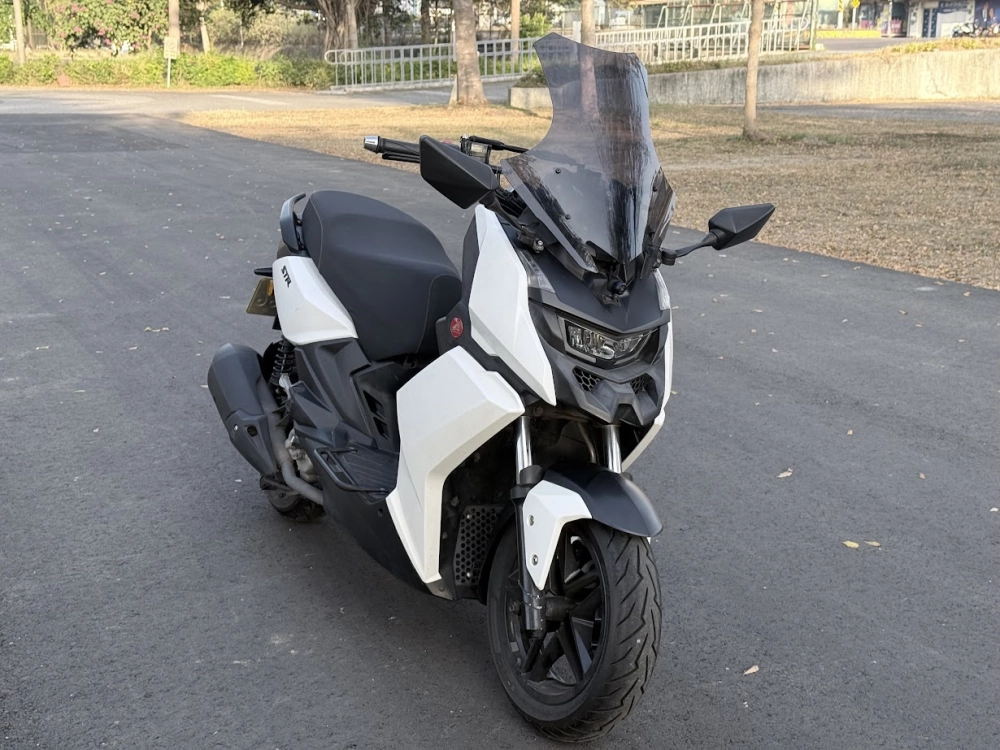 23＂宏佳騰 STR300