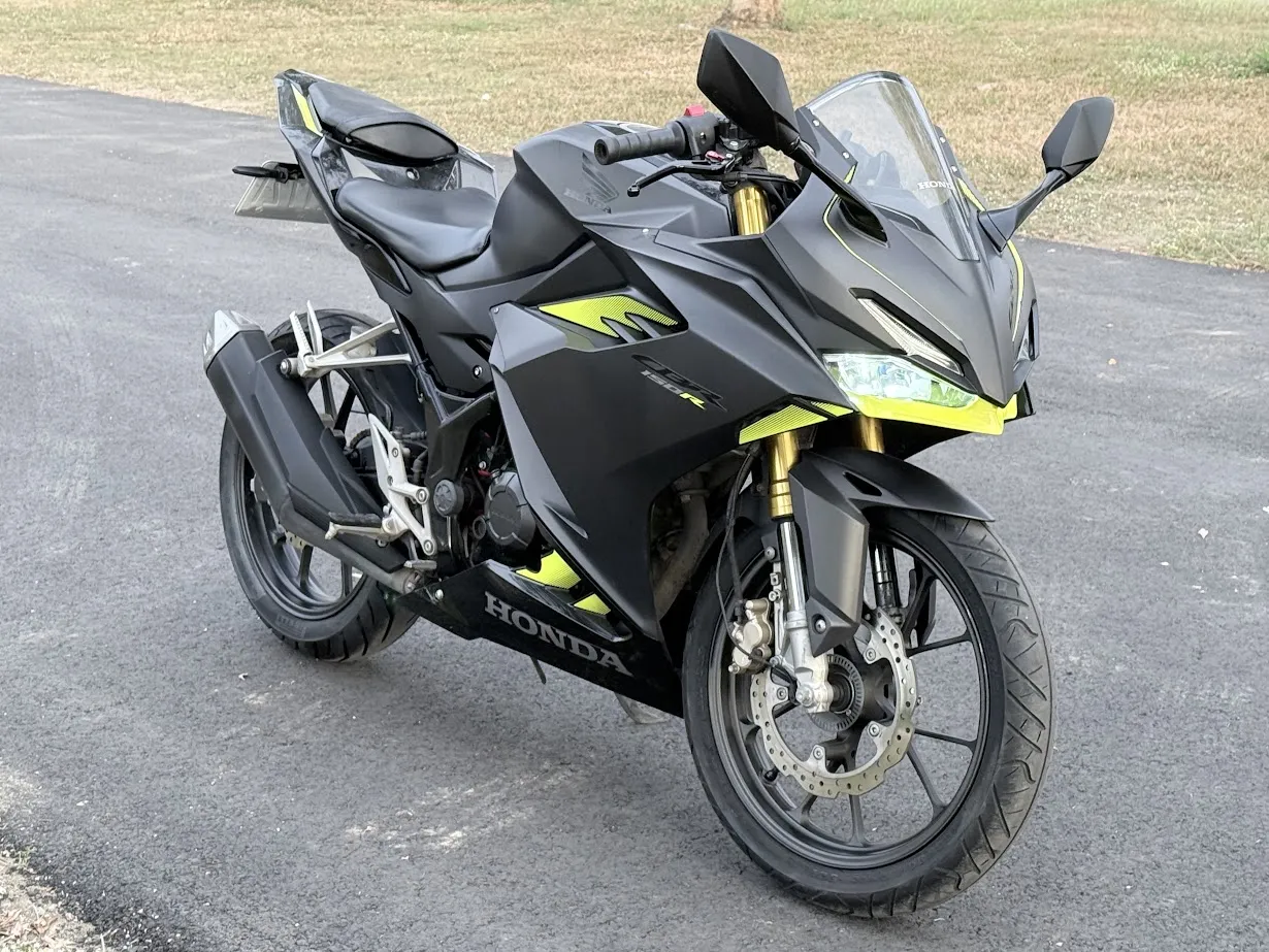 21＂ HONDA CBR150R