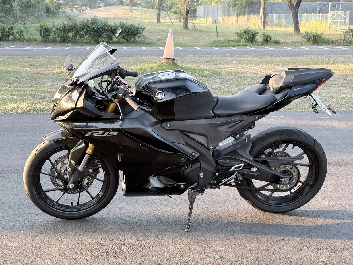 22＂YAMAHA R15