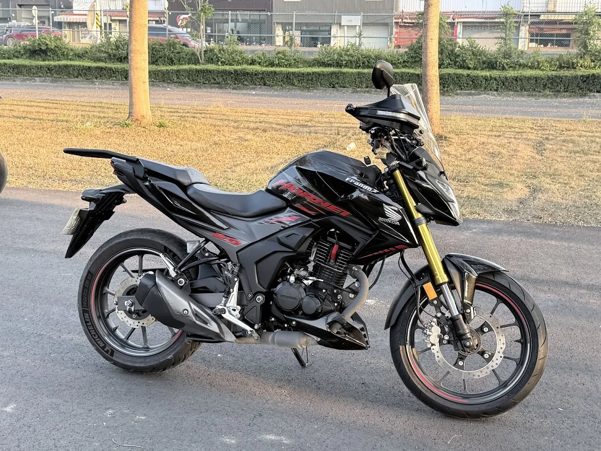 22＂HONDA HORNET 2.0