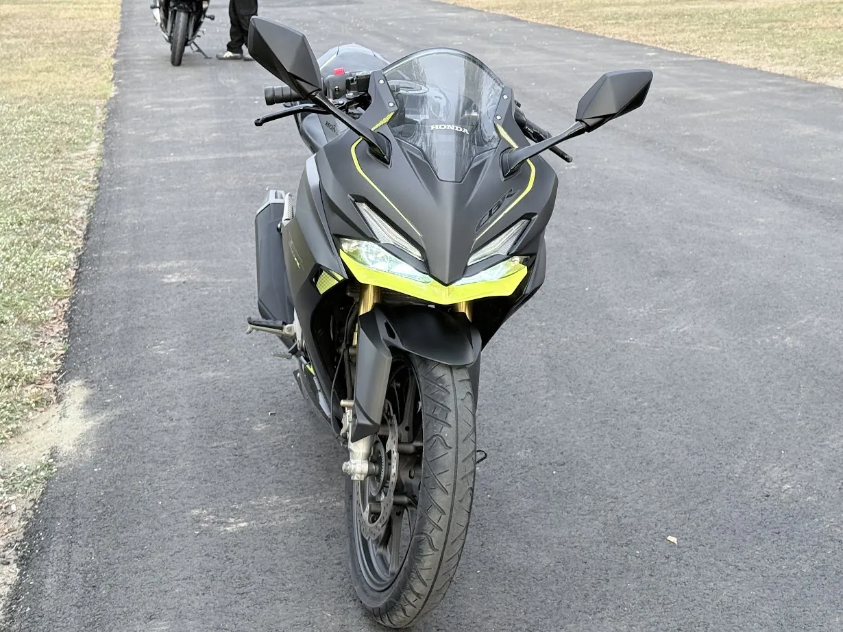 21＂ HONDA CBR150R