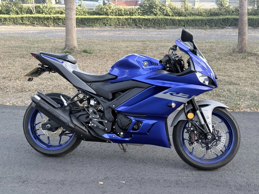 20"YAMAHA YZF-R3