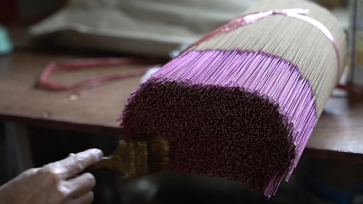 Why burn incense? What is the purpose of the upright incense sticks and red incense sticks?