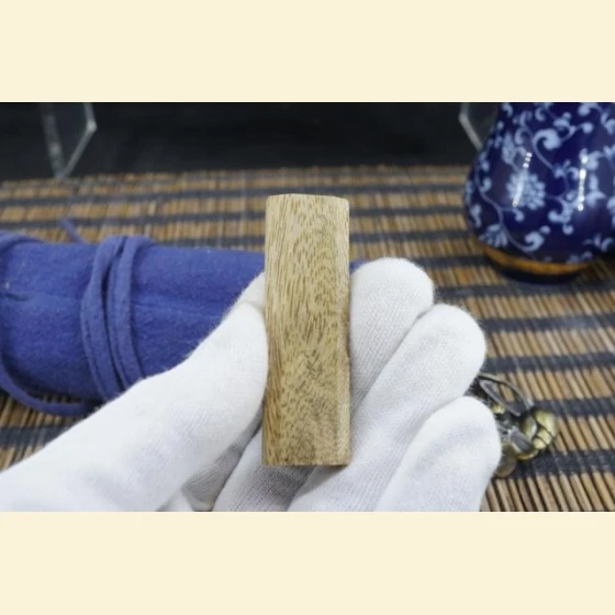 Bodhisattva's Miraculous Agarwood 4.69g (Peaceful Talisman)