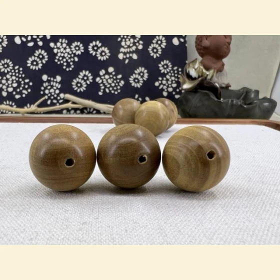 Indonesian Laoshan 20mm 12 pieces