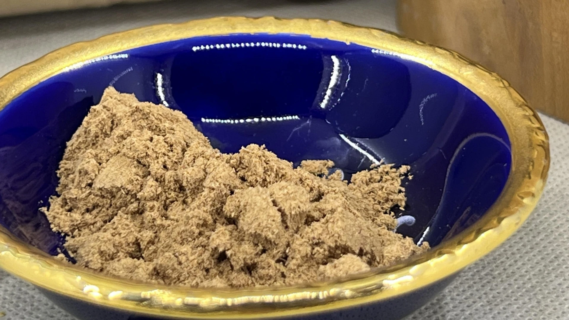 Old Dongjia Old Mountain Sandalwood Powder / 37.5g