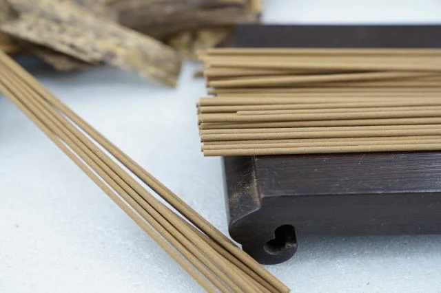 Top-grade wild Vietnamese Hoi An agarwood (per gram)