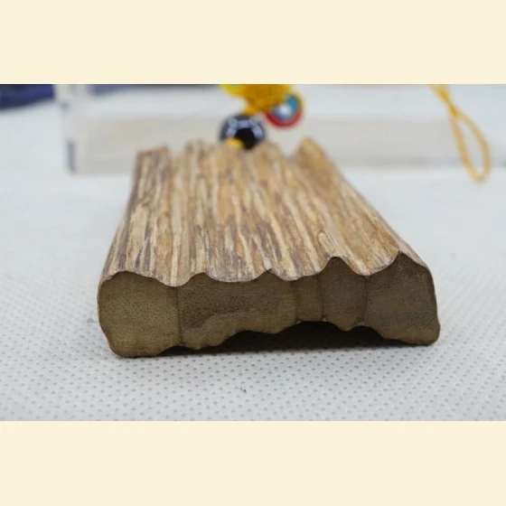 13.1g of wild Hainan Island agarwood