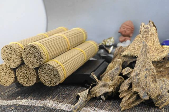 20 grams of Vietnamese agarwood